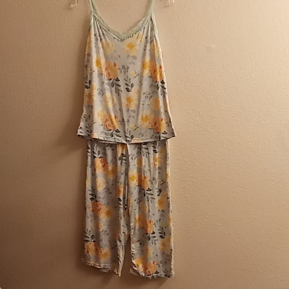 NEW Body Touch Summer Size L Floral Lace B3